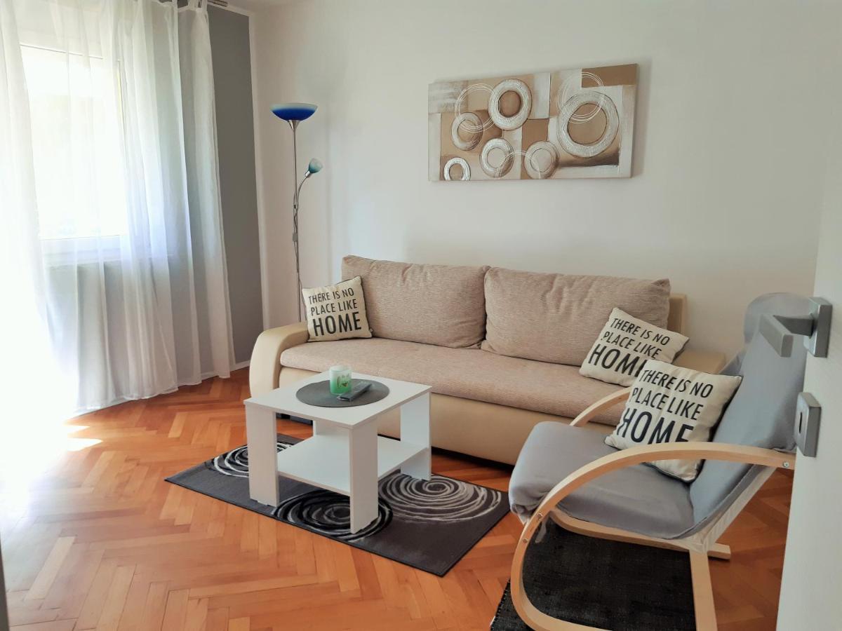 Bright & Cozy Pula Exterior foto